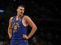 杏彩体育平台-卡鲁索以75+%命中率砍下至少20分5断NBA历史第二人！的简单介绍
