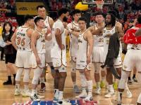 杏彩体育-关于辽宁集团再战广厦队，决胜时刻团结一心的信息
