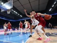 杏彩体育入口-曾凡博因伤无缘亚洲杯，中国男篮：曾凡博返回俱乐部进行康复