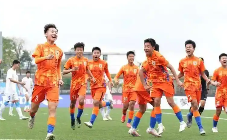 年轻球员大放异彩，成为关注焦点