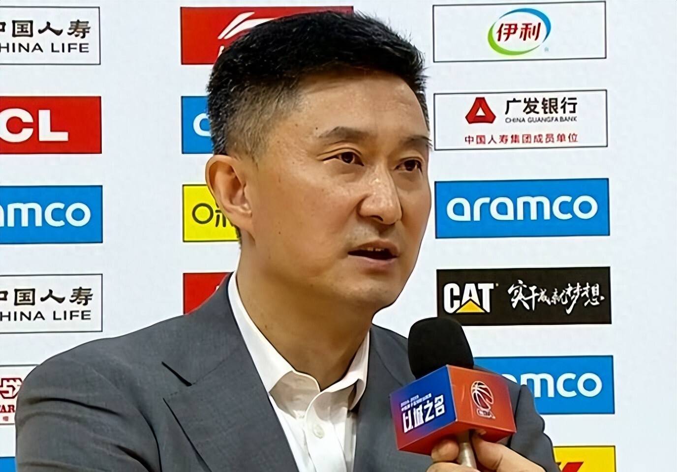 广东新星被杜锋耽误！北京首钢2换1报价崔永熙，福建核心伤愈复出