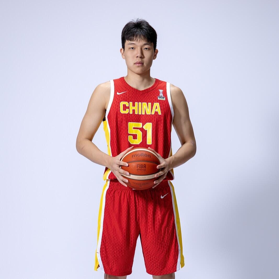 关于开拓者16顺位选中杨瀚森第九位被选中的中国球员的信息