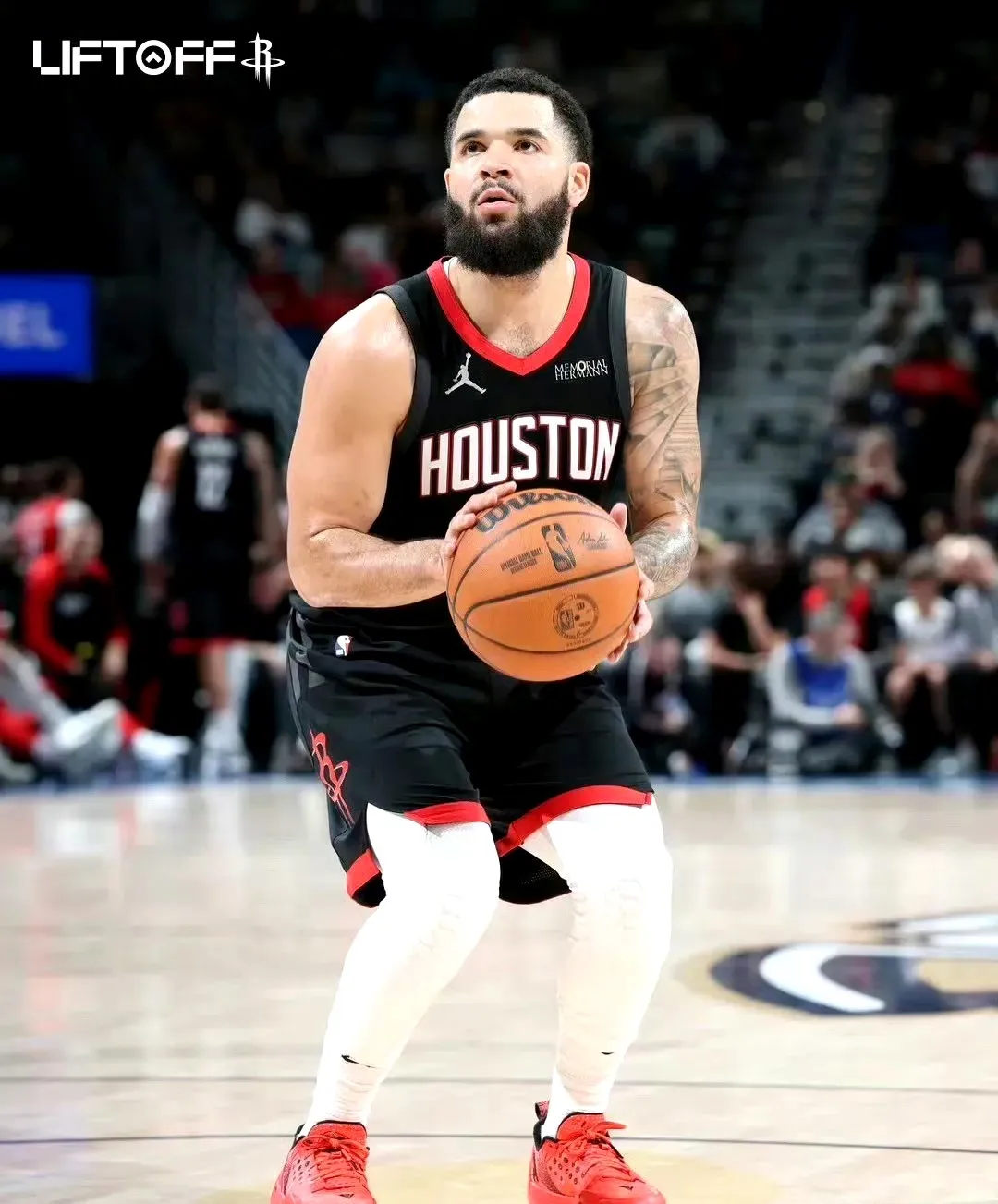 新一届NBA球员工会执委会成员：范弗利特领衔，布朗&唐斯在列